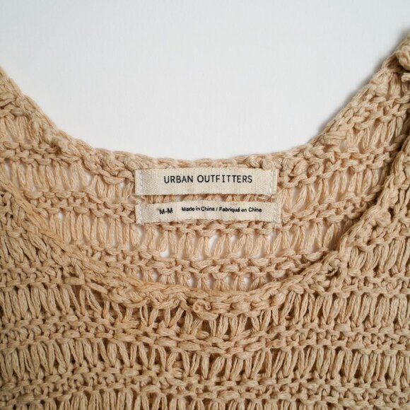 URBAN OUTFITTERS Top - Picture 2 of 3